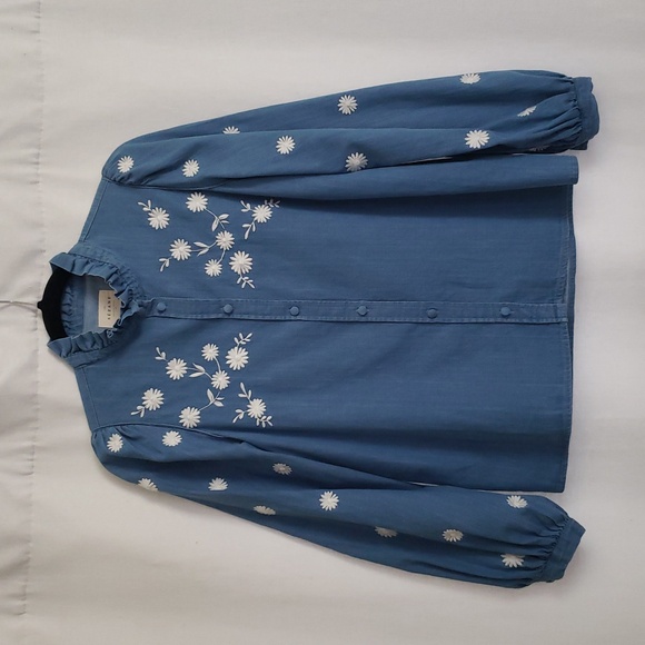 Sezane Blue Blouse with White Floral Embroidery - Picture 3 of 10